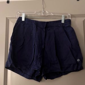 Navy short/skort lululemon